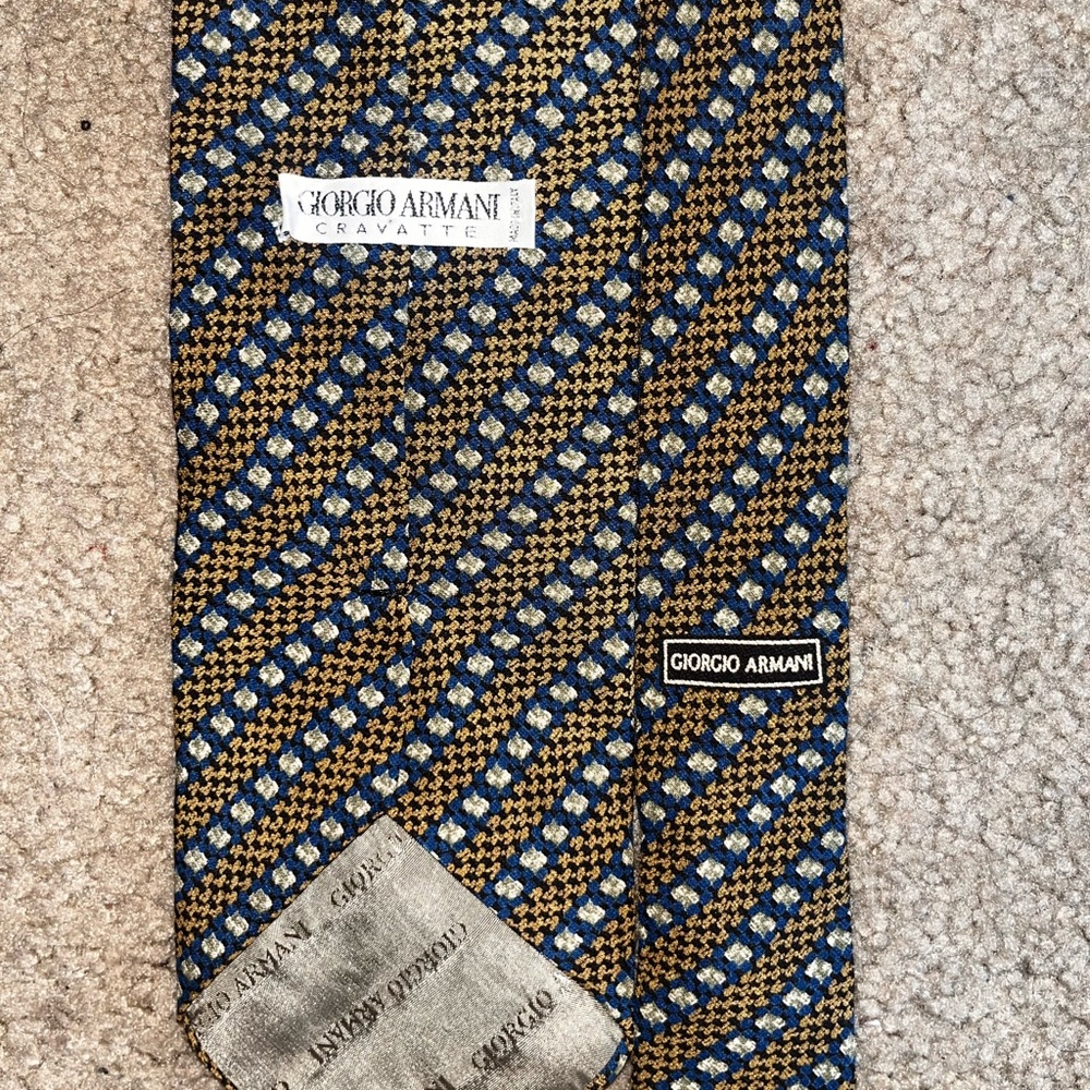 Giorgio Armani Cravette Men’s Tie